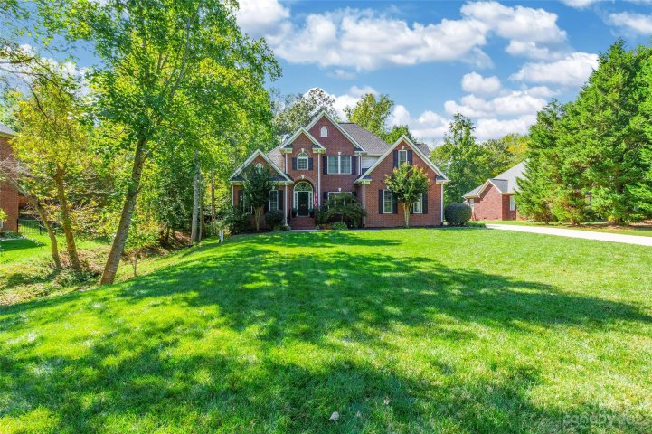2025 Hunters Creek Lane sold home in Tealwood, Rock Hill, SC