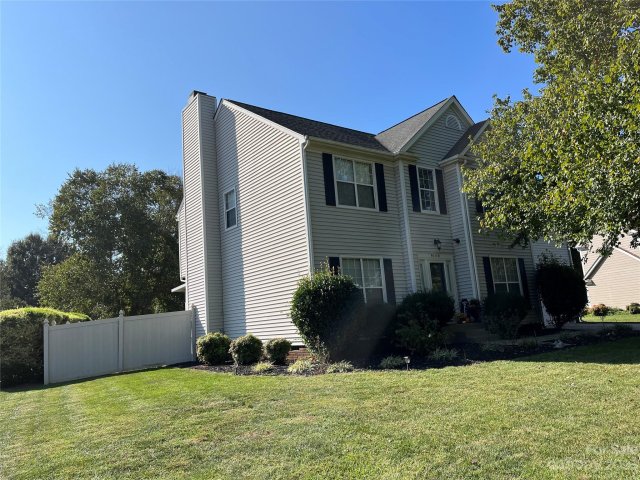 9140 Agnes Park Lane sold home in Torrence Crossing, Huntersville, NC