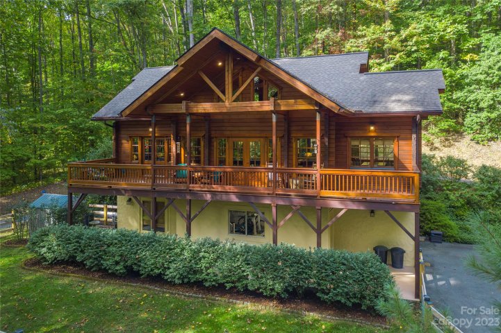 675 Fern Trail sold home in Balsam Forest, Waynesville, NC