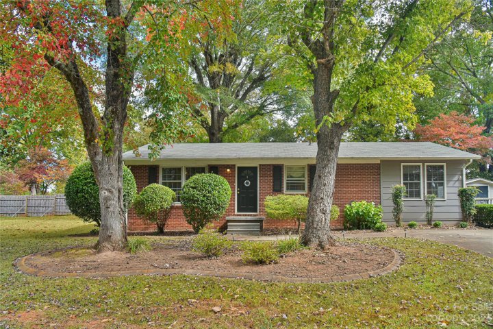 326 Tanner Street sold home in Hillcrest, Rutherfordton, NC