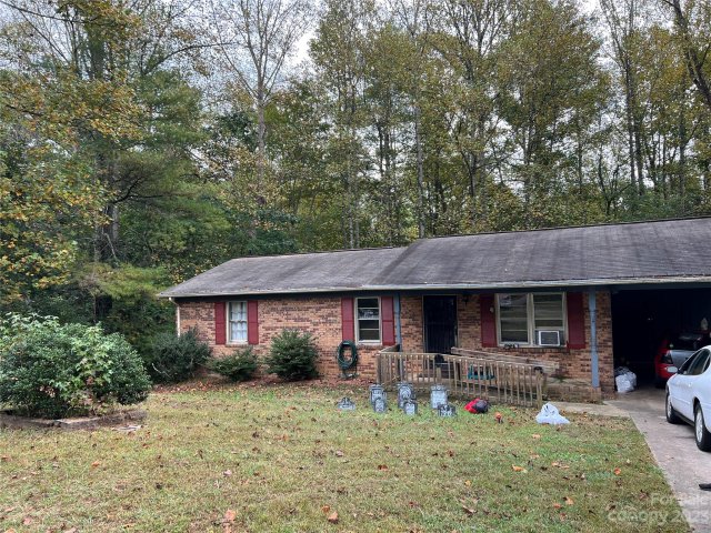 2366 Gingercake Court sold home in Town And Country, Lenoir, NC