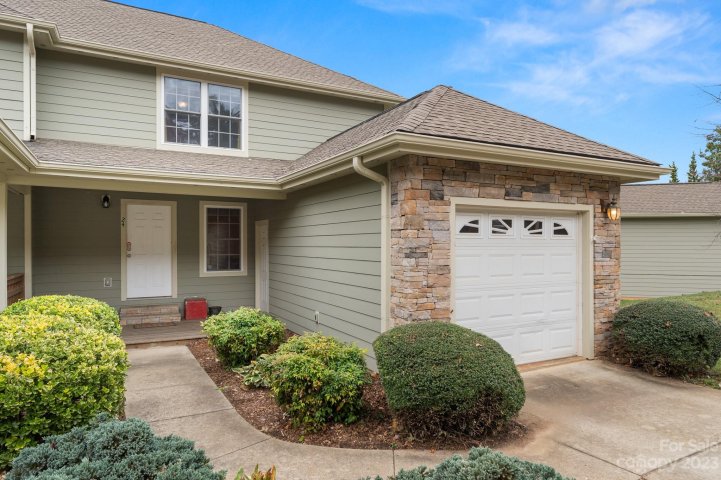 24 Aberdeen Drive sold home in Lake Julian Trails, Arden, NC
