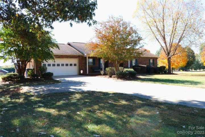 1325 Scotts Creek Road sold home in Larkin Sloan Estates, Statesville, NC