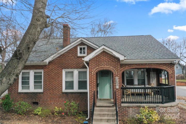 262 Kerr Street sold home in Gibson Village, Concord, NC