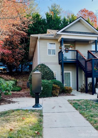 104 Carlyle Way sold home in Carlyle Condominiums, Asheville, NC