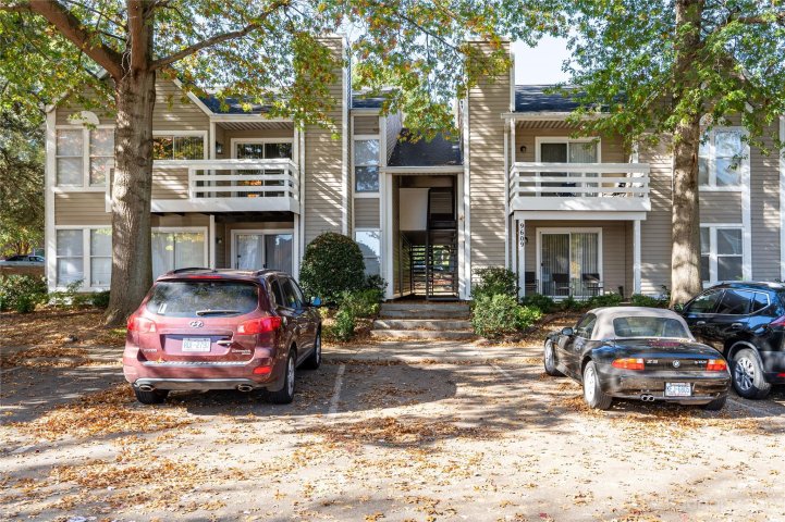9609 Vinca Circle E sold home in Colville Garden Condos, Charlotte, NC