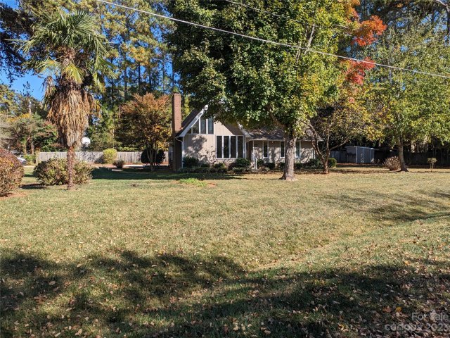 109 Sandy Shore Drive sold home in Isle of Pines, Mooresville, NC