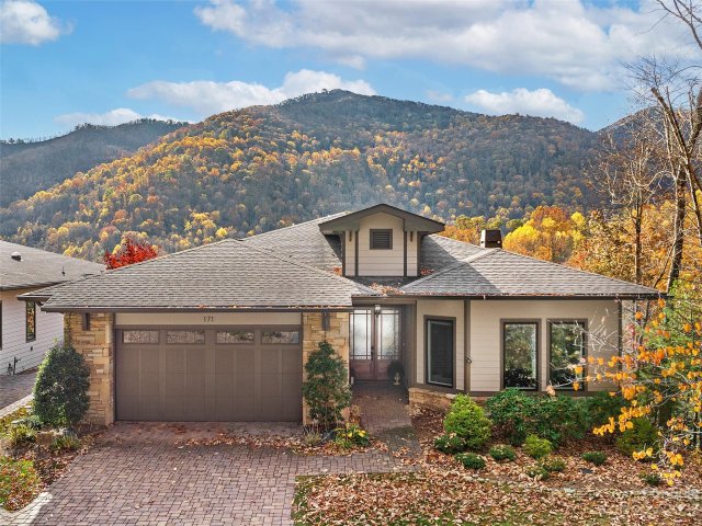 171 Plateau Drive sold home in Masters Landing, Maggie Valley, NC