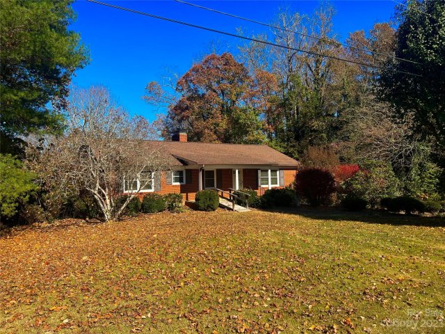 116 N Council Oaks Street sold home in Council Oaks, Morganton, NC