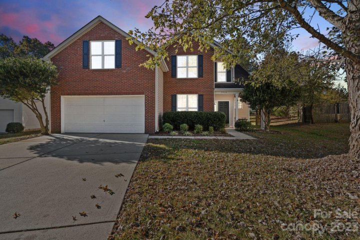 3910 Luthers Rock Court sold home in Mckee Woods, Charlotte, NC