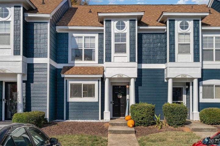 17567 Tuscany Lane sold home in Vineyard Point Bayview, Cornelius, NC