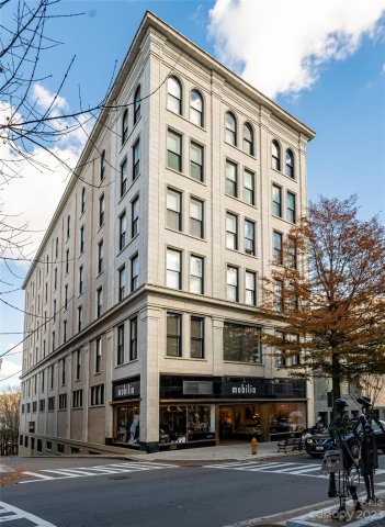 84 W Walnut Street 501 sold home in Old Pennys Bldg. Condominiums, Asheville, NC