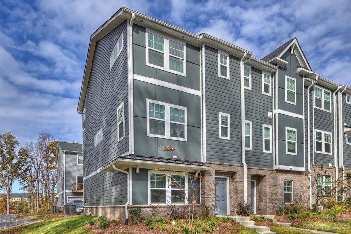 2634 Greenmarket Drive 21 sold home in Enclave at City Park, Charlotte, NC