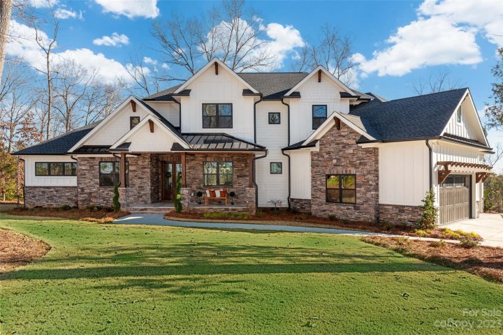 7046 Ridgeview Lane sold home in Pinnacle Ridge, Iron Station, NC