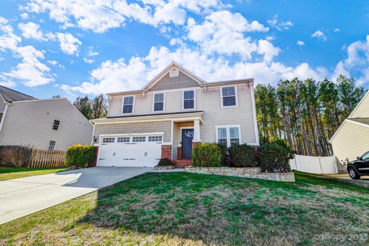 3042 Rhododendron Place sold home in Somerset At Autumn Cove, Clover, SC