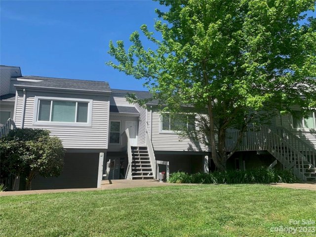 1050 Nw 21st Avenue 63 sold home in Quail Run, Hickory, NC