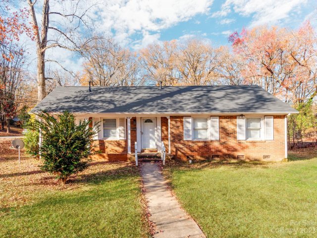 2812 Kenhill Drive sold home in Ponderosa, Charlotte, NC