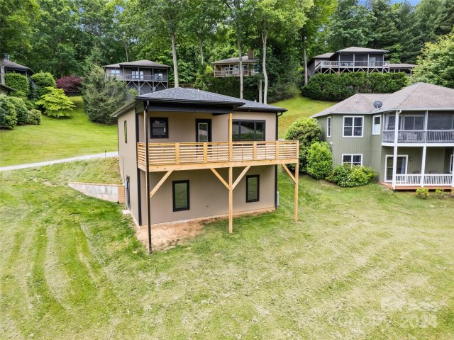 47 Winghaven Heights sold home in Hawks Crest, Waynesville, NC