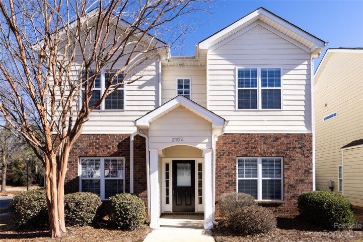 21022 Burlington Way sold home in Harrogate at the Lake, Cornelius, NC