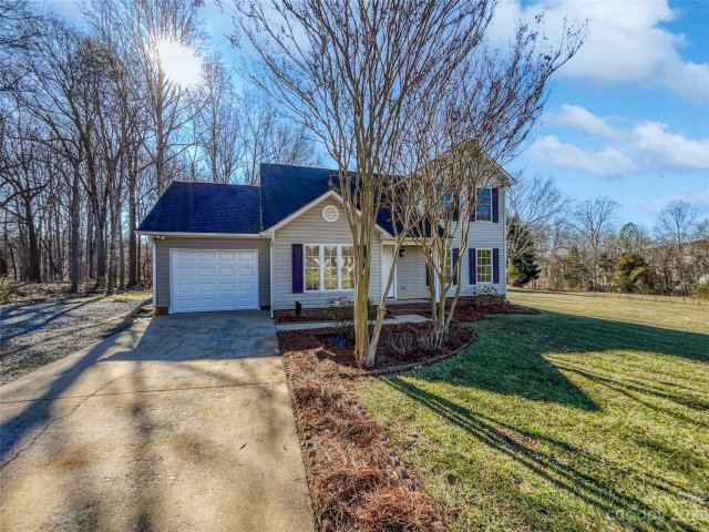 3033 Country Crossing Drive sold home in Country Crossing, Lincolnton, NC