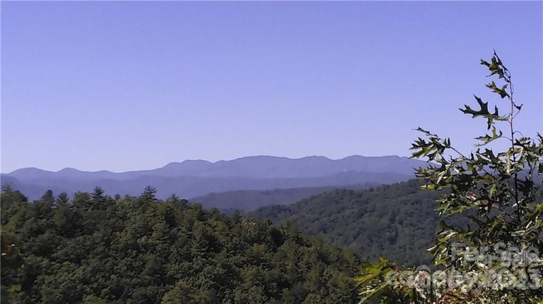 Lot 61 Sunrise Path sold home in Deerwood, Marion, NC