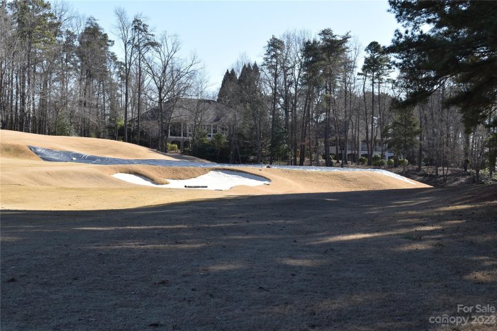 Homes in Uwharrie Point, Badin Lake