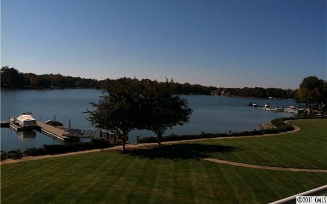 1338 Torrence Circle 29 sold home in Emerald Bay, Davidson, NC