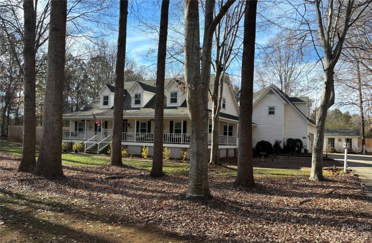 13801 Maple Hollow Lane sold home in Country Woods, Mint Hill, NC