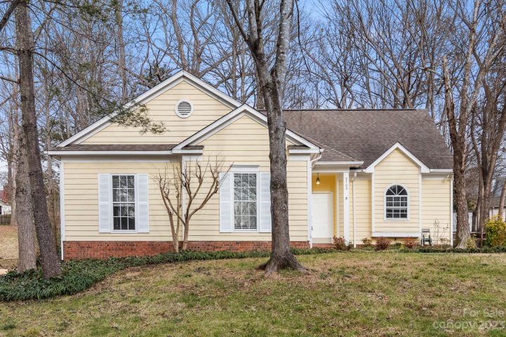 9705 Little River Court sold home in Callaway Plantation, Matthews, NC