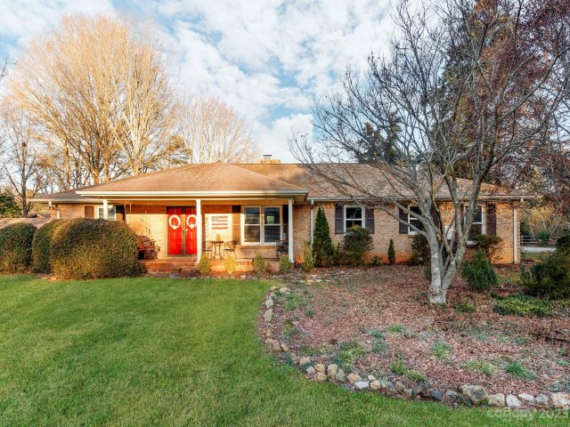 4449 Creemore Drive sold home in Rolling Acres, Charlotte, NC