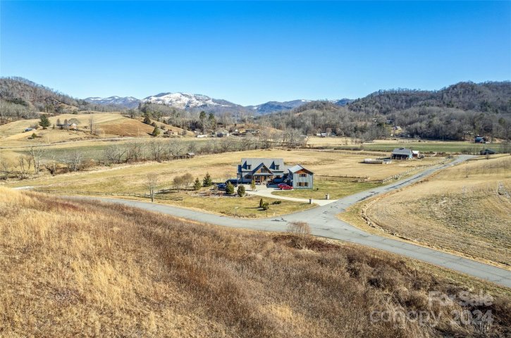 00 Winfield Drive 7 sold home in Winfield Estates, Clyde, NC