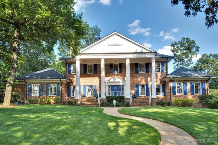 1350 10th Street Place sold home in Forest Park, Hickory, NC