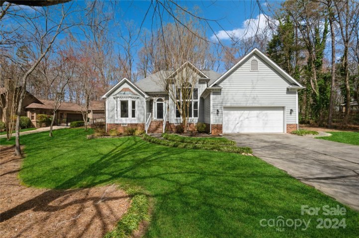 2512 Willowbrook Drive sold home in Willowbrook, Matthews, NC