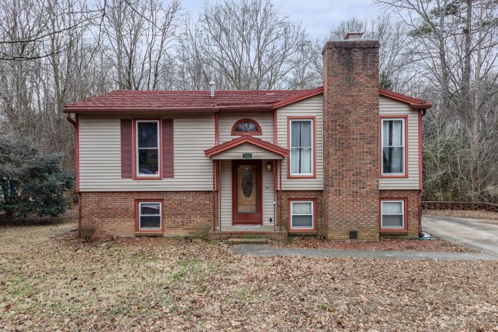 1873 Oak Hollow Road sold home in Northwood Acres, Gastonia, NC