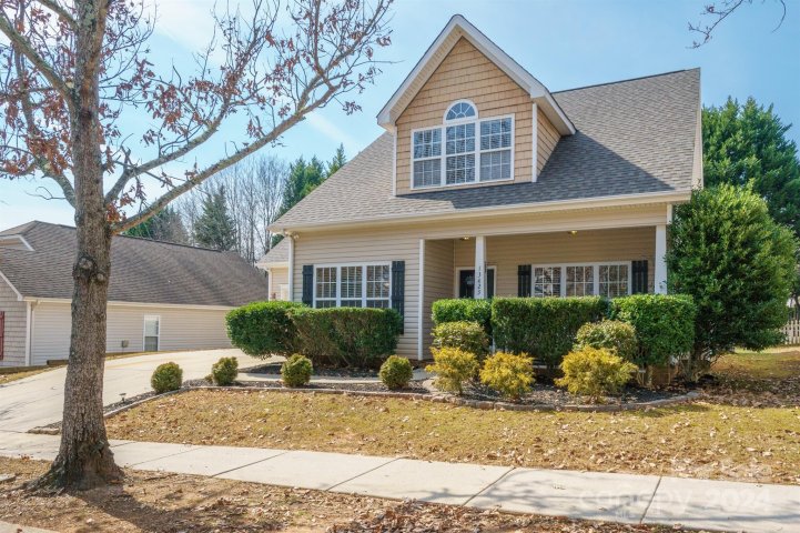 13423 Glencreek Lane sold home in Glenwyck, Huntersville, NC