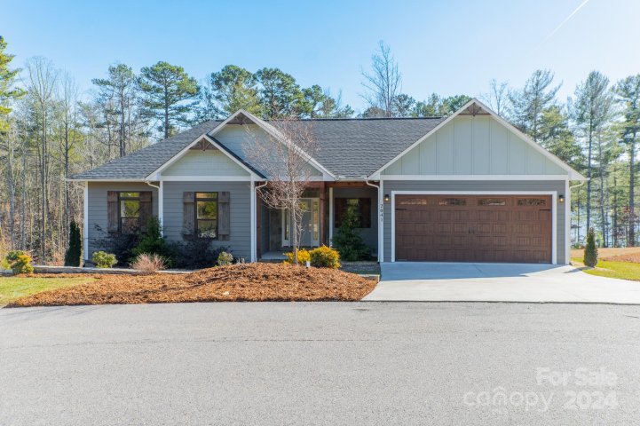 2041 Blue Water Drive sold home in Waters Edge, Morganton, NC