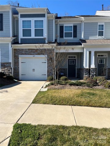 661 Cypress Glen Lane sold home in The Village At Ivy Ridge, Lake Wylie, SC