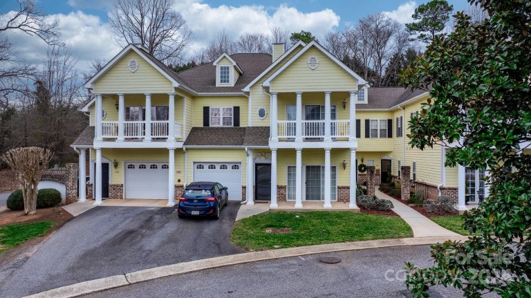 1390 21st Avenue sold home in 21 Vendue, Hickory, NC