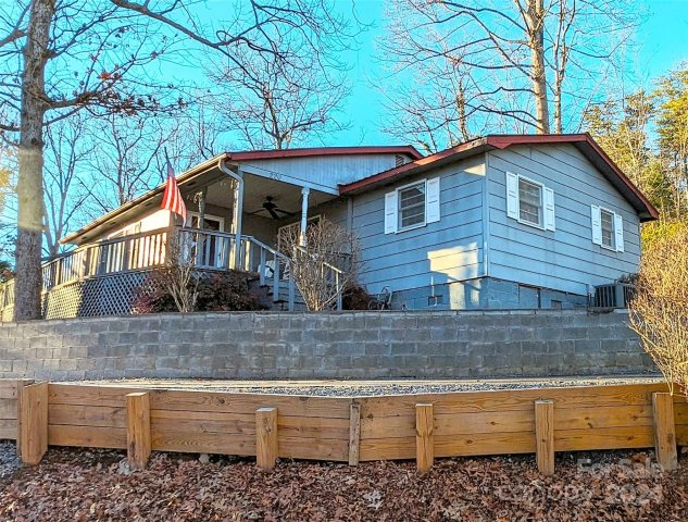 220 Ridgeview Circle sold home in Lake View Estates, Lake Lure, NC