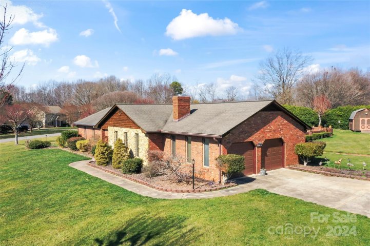 104 Persimmon Creek Road sold home in Gold Run, Kings Mountain, NC