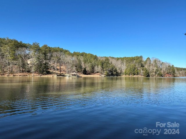 2205 Anchor Lane 114 sold home in Paradise Harbor, Connelly Springs, NC