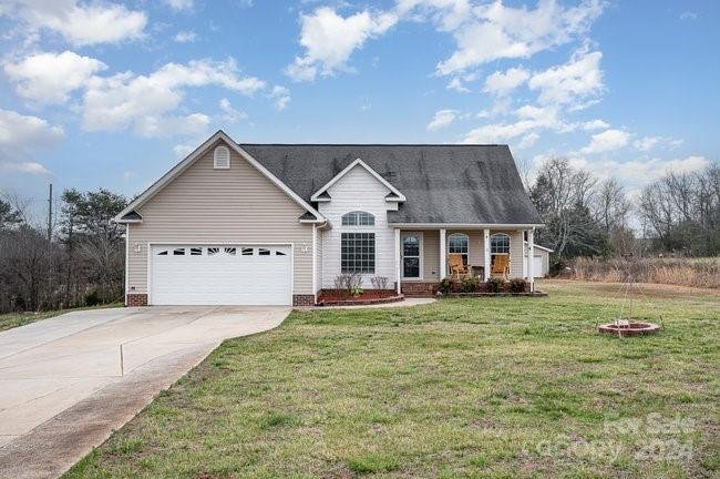 4165 Rolling Creek Drive sold home in Westerly Hills, Vale, NC