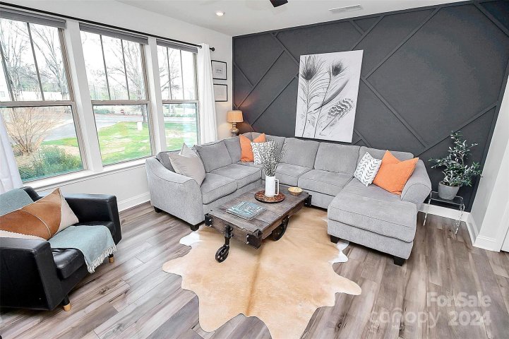 326 Simeon Drive sold home in The Towns at Greenway, Charlotte, NC