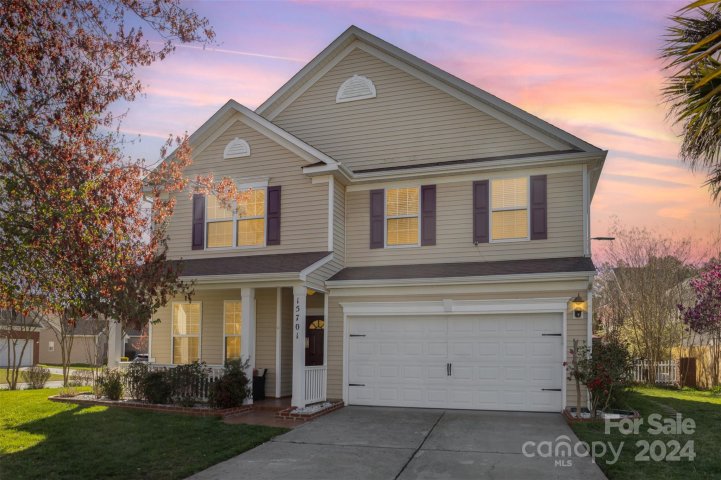 15701 Pedlar Mills Road sold home in Mcdowell Place, Charlotte, NC