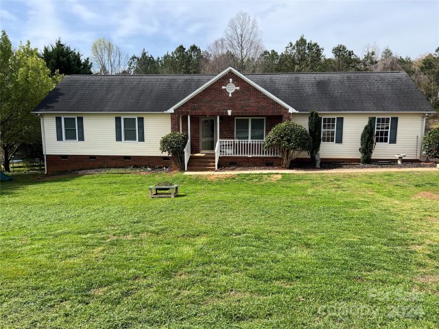 2923 Greenleaf Road sold home in Heron Creek, Clover, SC