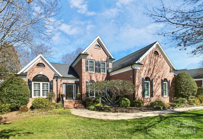 5840 Legacy Circle sold home in Country Club Estates, Charlotte, NC