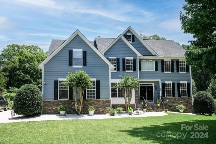 124 Preserve Way sold home in The Cove at Chesapeake Pointe, Mooresville, NC