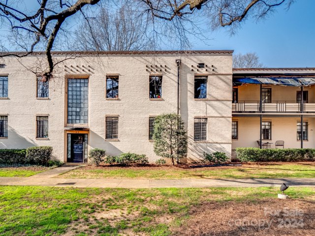 1121 Myrtle Avenue Bldg A-2 unit 8 sold home in Myrtle Square, Charlotte, NC