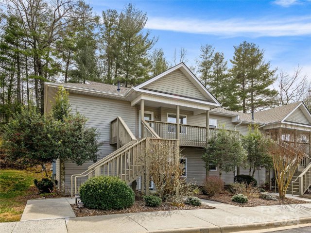 606 Carlyle Way sold home in Carlyle Condominiums, Asheville, NC