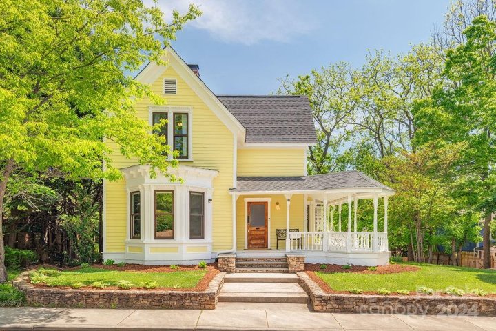 19 Washington Road sold home in Chestnut Hill, Asheville, NC
